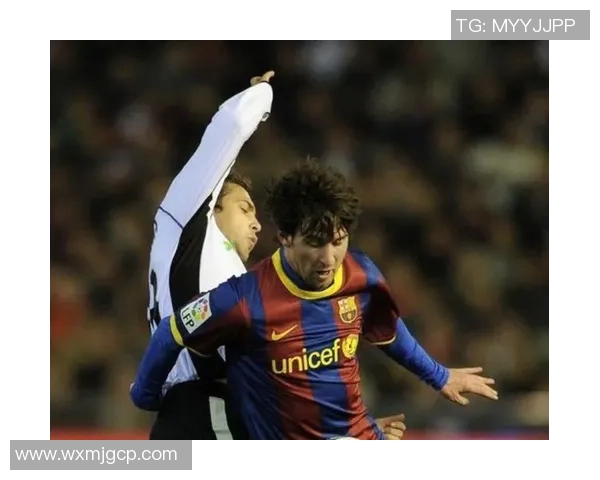 梅西史上最佳？阿尔巴坦言：与梅西混为一谈很难，无人能与他比肩